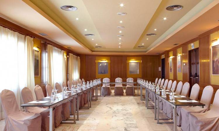 Embajada Room Hotel Ilunion Golf Badajoz Badajoz Embajada Room Hotel Ilunion Golf Badajoz Badajoz